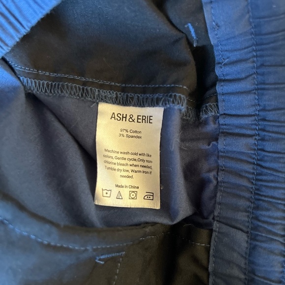 Ash & Erie Blue Casual Shorts size medium (reasonable offers accepted) - Picture 3 of 7